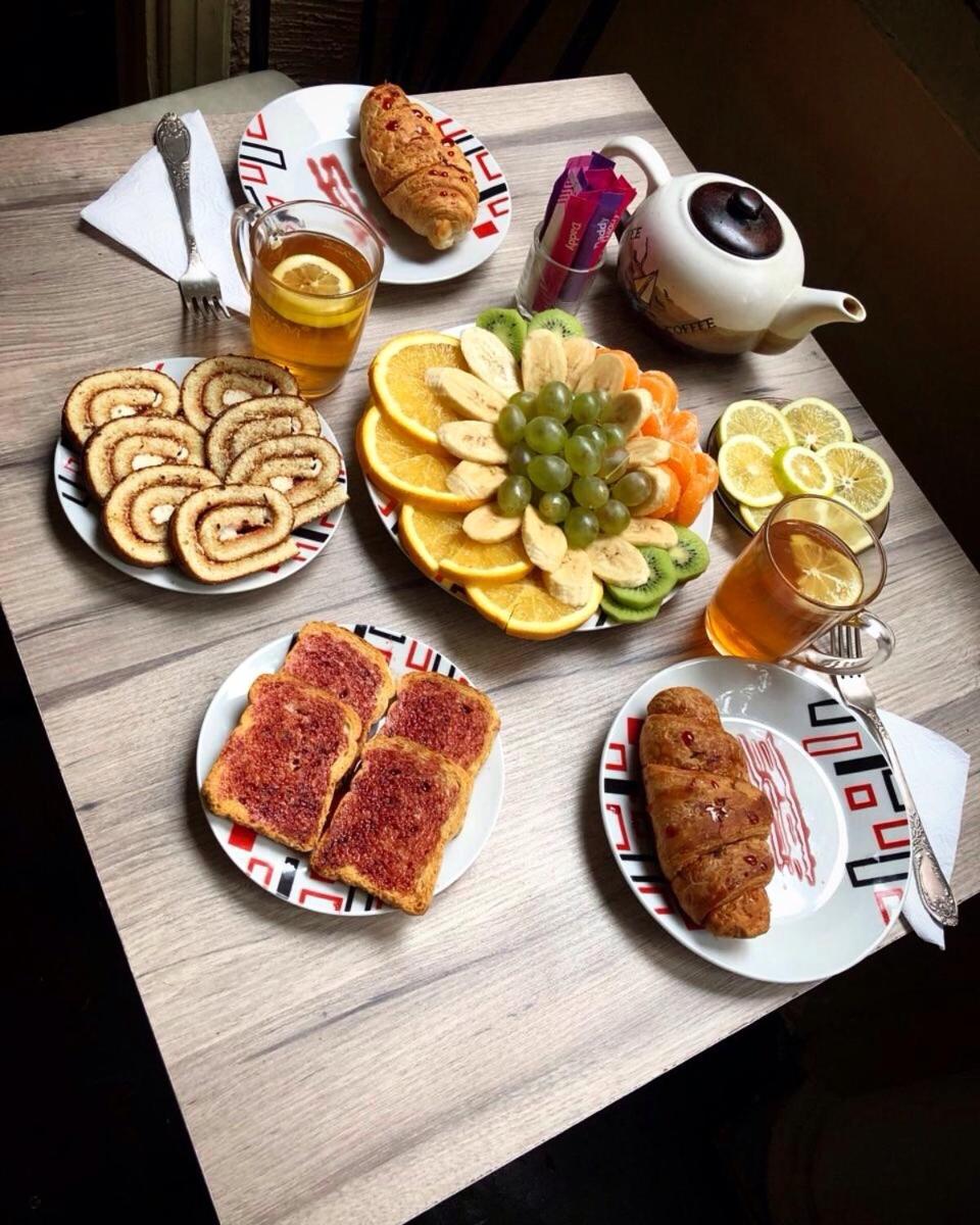 Guest House Ketrin Tbilisi ภายนอก รูปภาพ